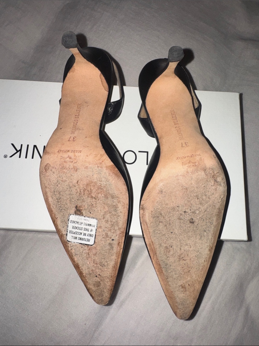 Manolo Blahnik Black Carolyne Pointed Slingback Pumps - Picture 5 of 6